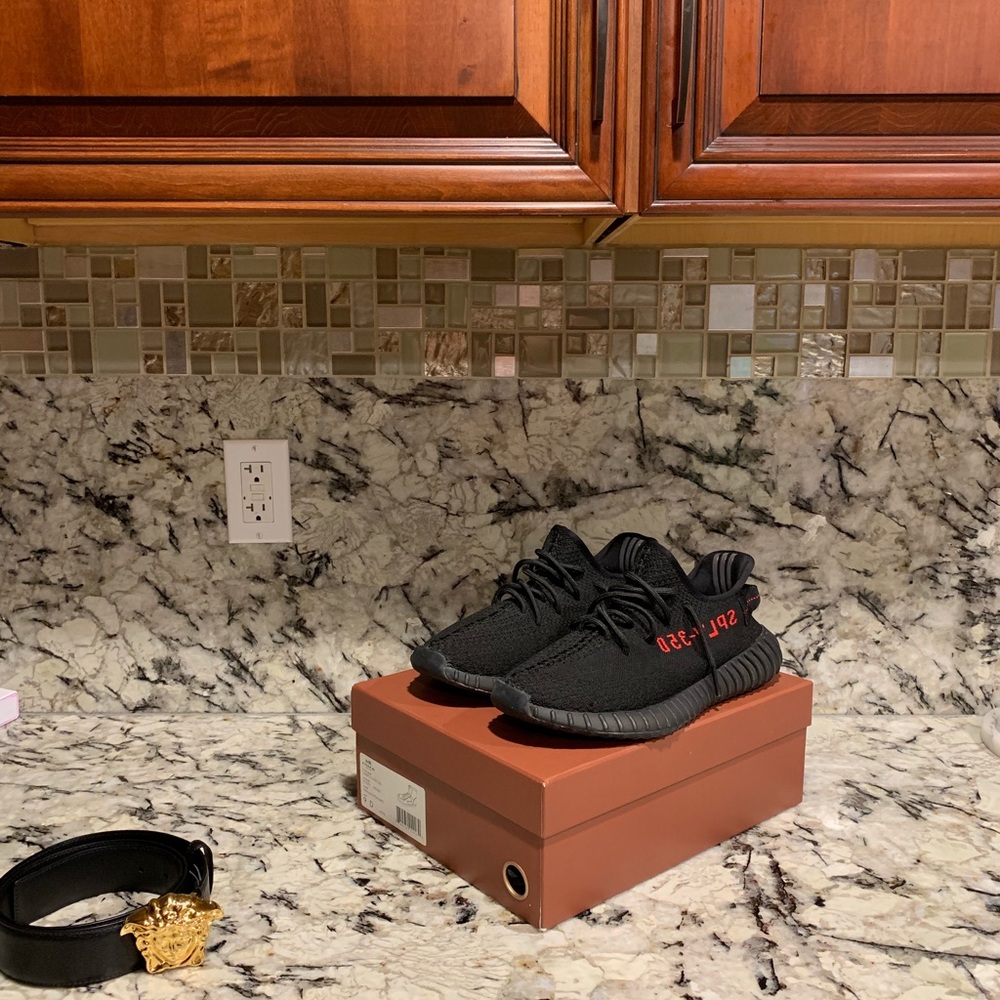 Yeezy Boost v2